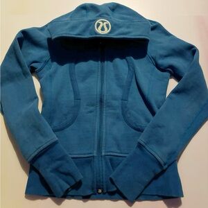blue lululemon scuba zip up